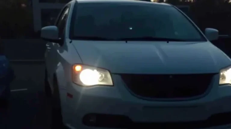 Replacing Your Car's Dome Light: A Simple Guide